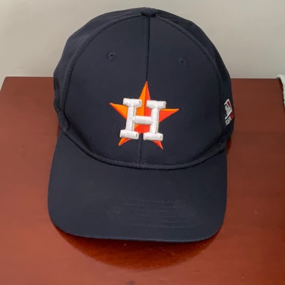 Boys baseball uniform bundle - Picture 12 of 12